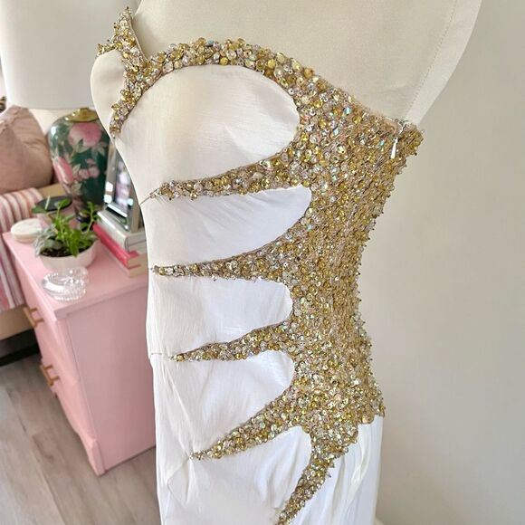 🚨SALE🚨 La Femme White Gold Beaded Strapless Trumpet Gown Prom Dress 4 - Picture 6 of 16